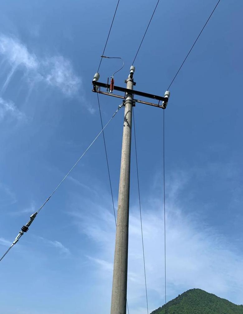 架空线路敷设基本要求：辨别正确与错误